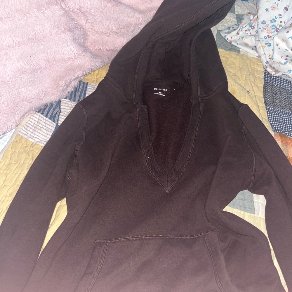 Hollister Women's Dark Brown V-Neck Hooded Sweater